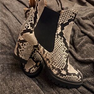 AEROSOLES Black and Cream Snakeskin Heeled Boots